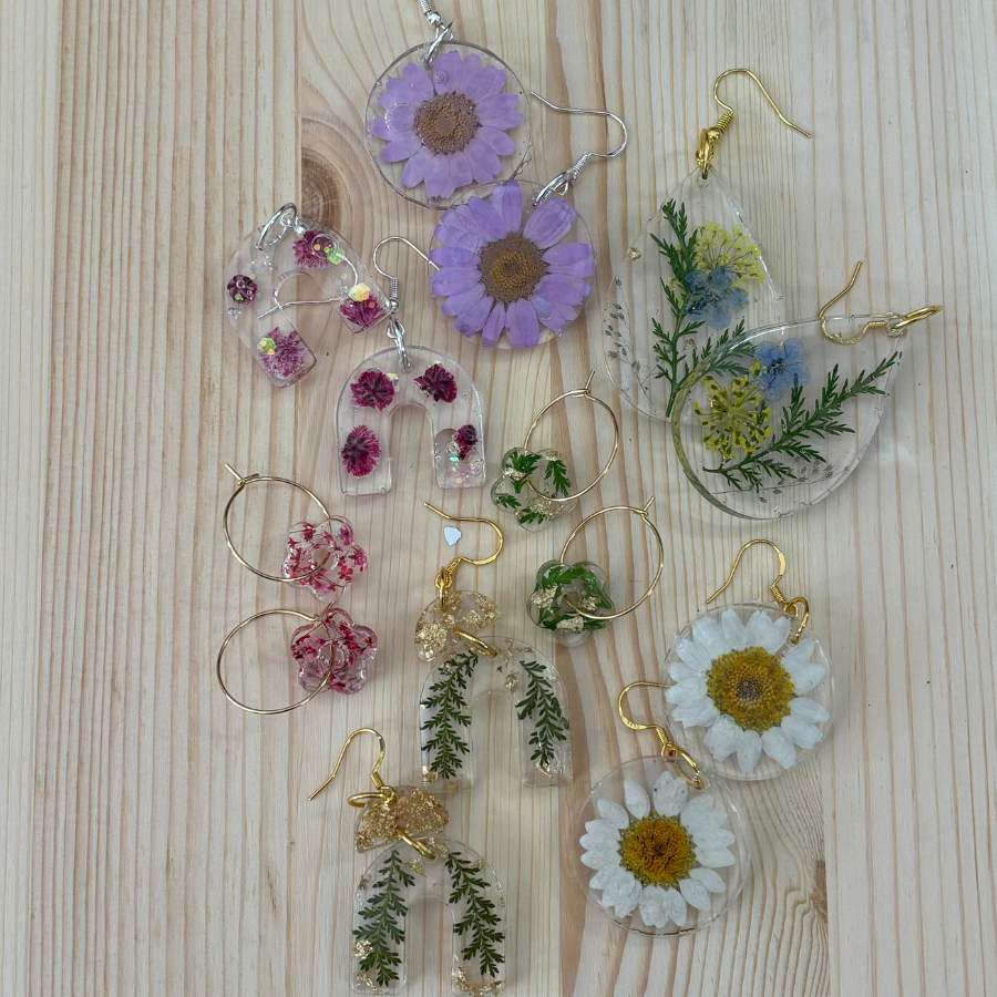 Resin Jewelry Classes